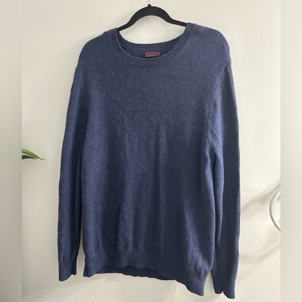 Untuckit men’s wool sweater